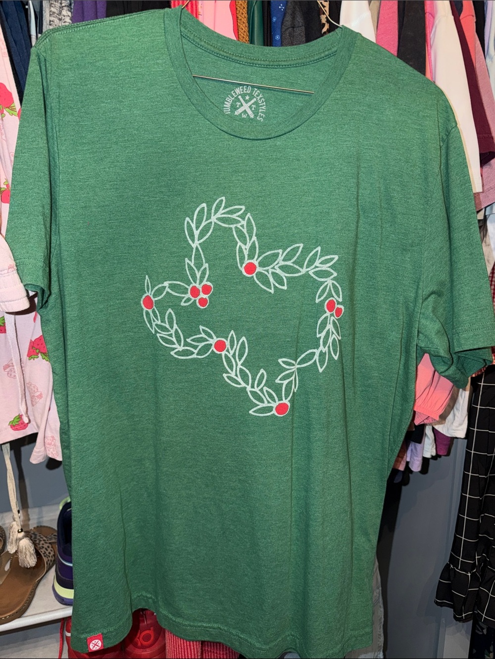 Green Heart Leaf Graphic Tee by Unknown Brand